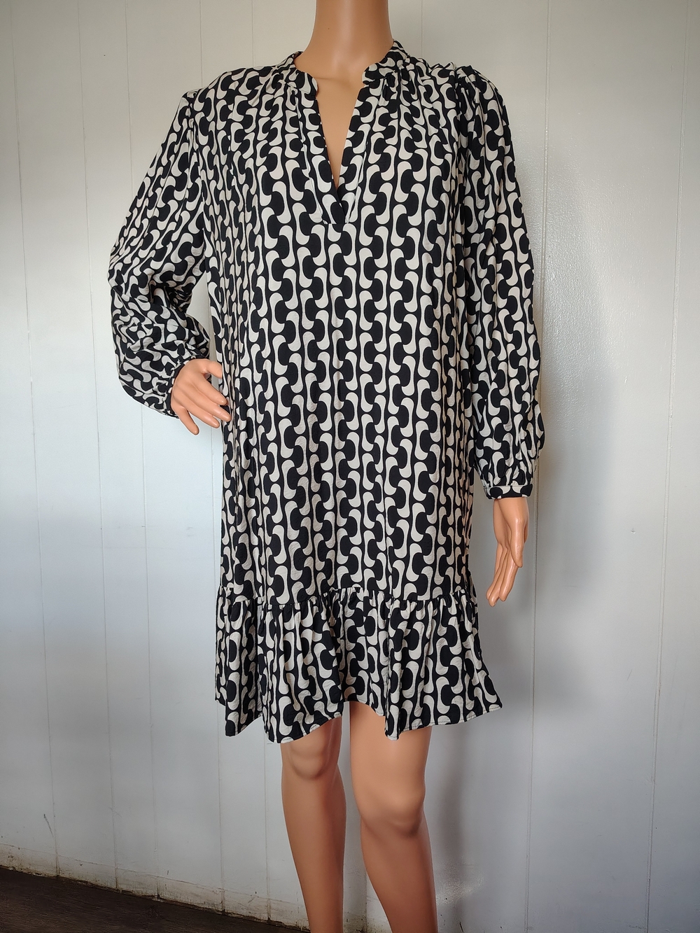NWT ZARA "The Paula Dress" Black & Cream Geometric Printed Tunic Dress L